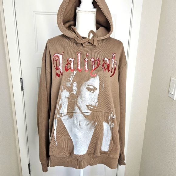 AALIYAH Brown Graphic Hoodie, Size Large - Picture 1 of 6